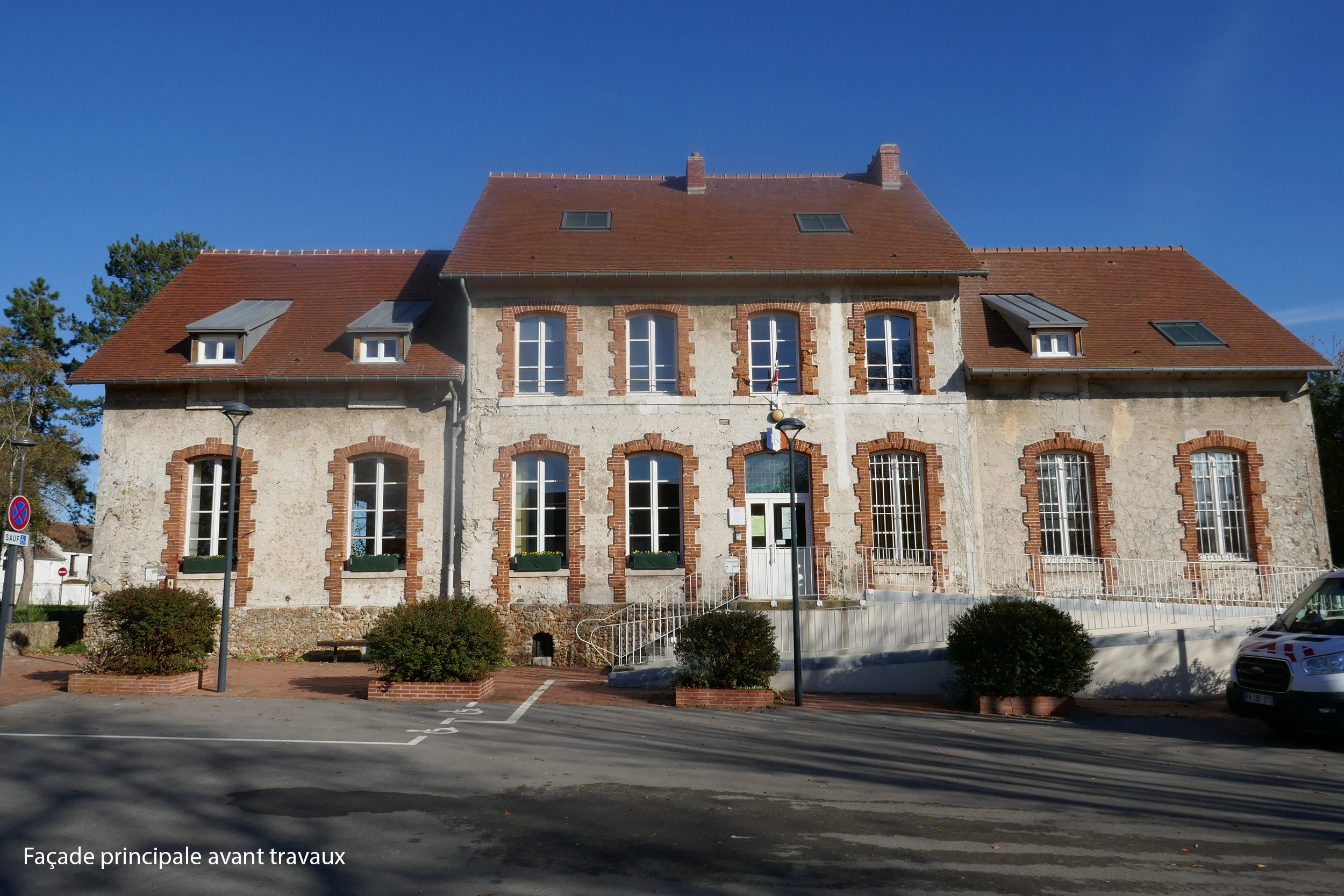 Rénovation de la Mairie de CHAUCONIN-NEUFMONTIERS – 77